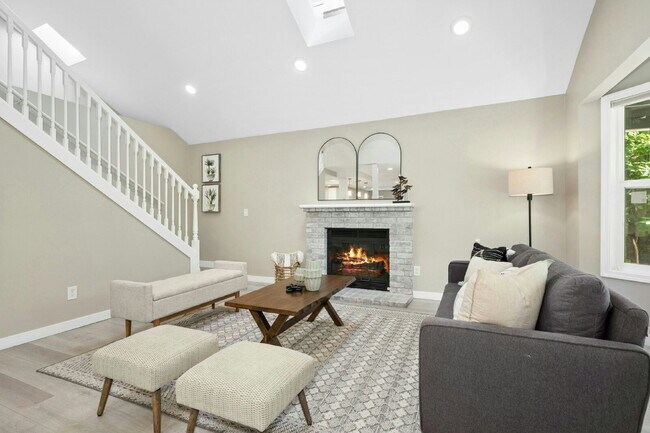Building Photo - Private Kenmore Retreat | 4 Bed | 2 Bath | Beautifully Updated | Landscaping Included- Available ...