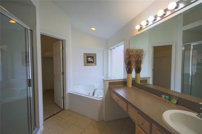 Building Photo - 1224 Solana Cir