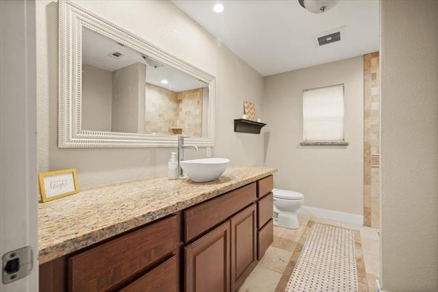 Building Photo - 2123 Wilson Dr