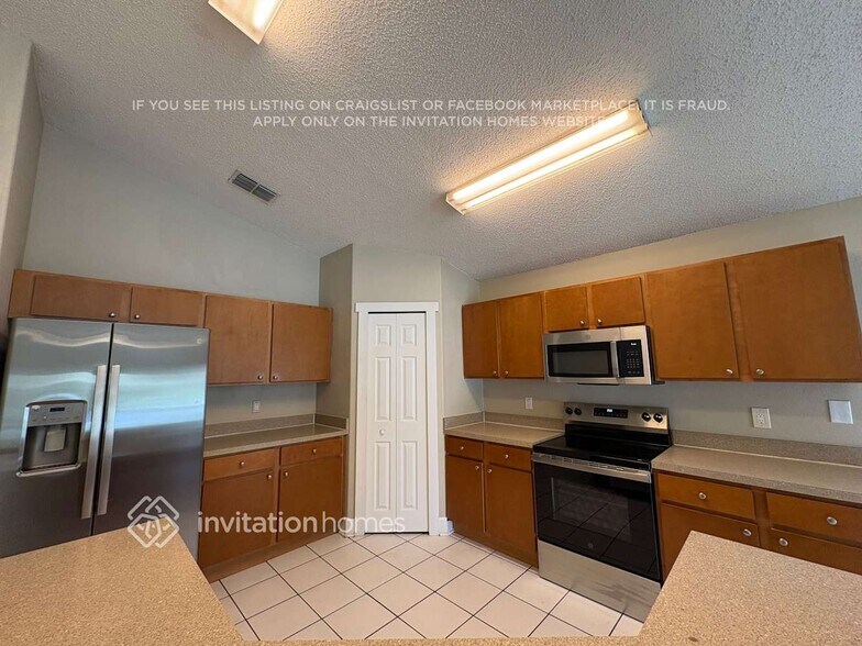 Building Photo - 19002 Weatherstone Dr