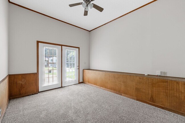 Building Photo - 3 Bedroom Home For Rent in Sango Area!