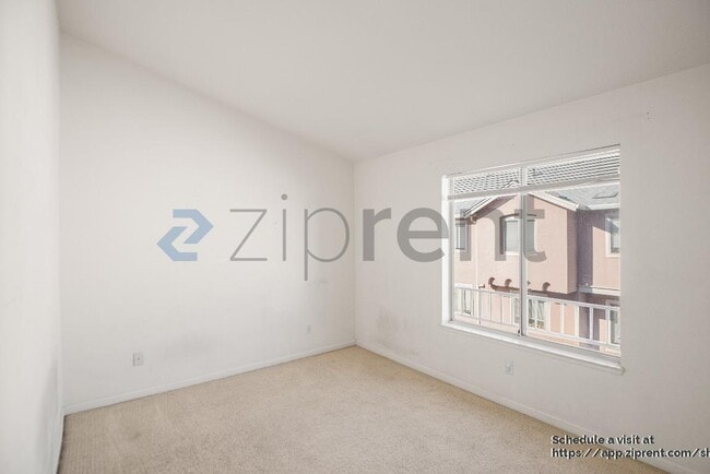 Building Photo - 1266 Koi Terrace