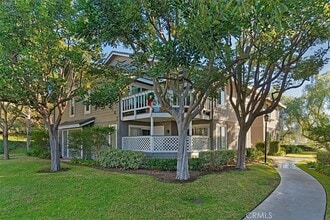 Building Photo - 69 Brighton Pl