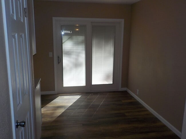Building Photo - 1333 Fogarty Dr