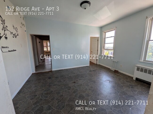Building Photo - 152 Ridge Ave