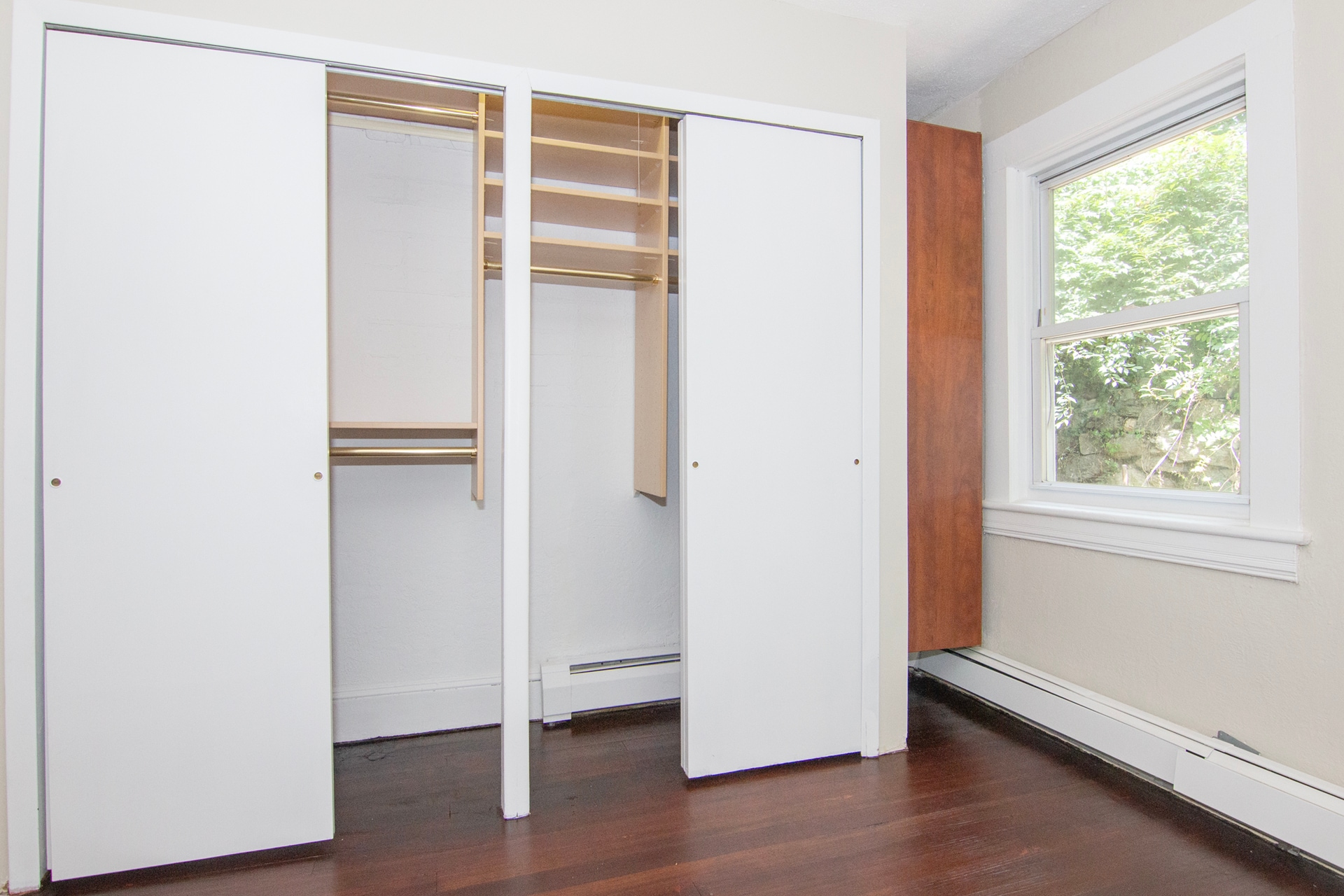 Building Photo - 44 Croton Ave