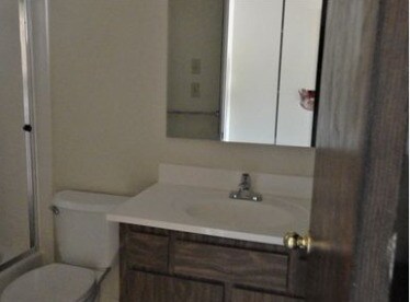 Building Photo - Brosnan Apartments