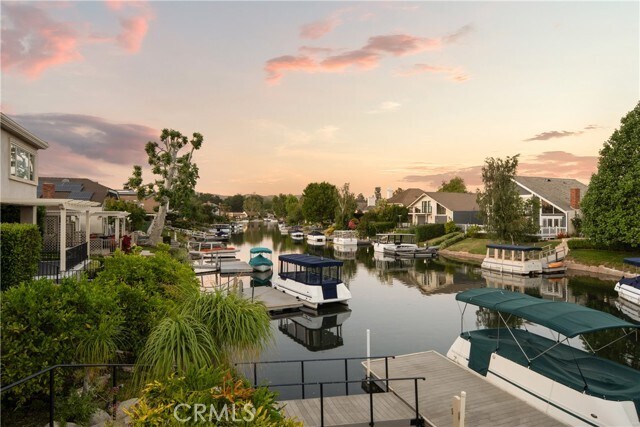 Building Photo - 2567 Oakshore Dr
