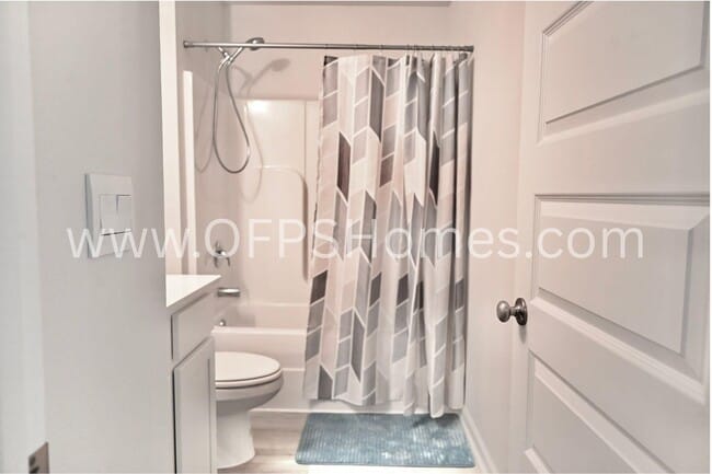 Building Photo - 429 Scarborough St