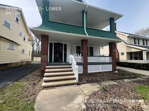 Building Photo - 3420 Silsby Rd