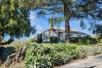 Building Photo - 1473 Vista Del Valle Way