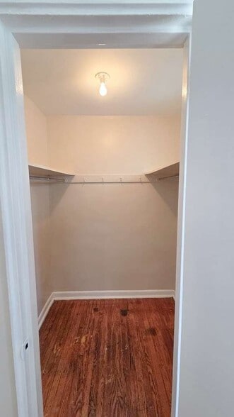 Building Photo - 5846 N Marvine St