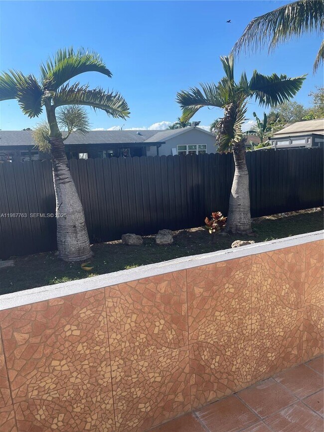 Building Photo - 20700 SW 122nd Ave