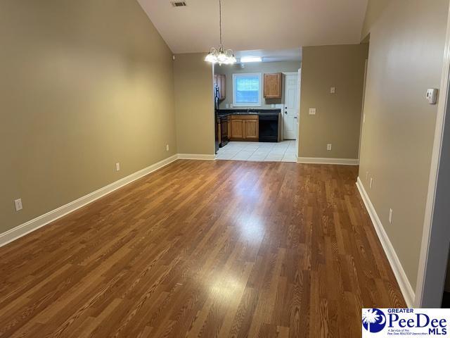 Building Photo - 206-A E Carolyn Ave