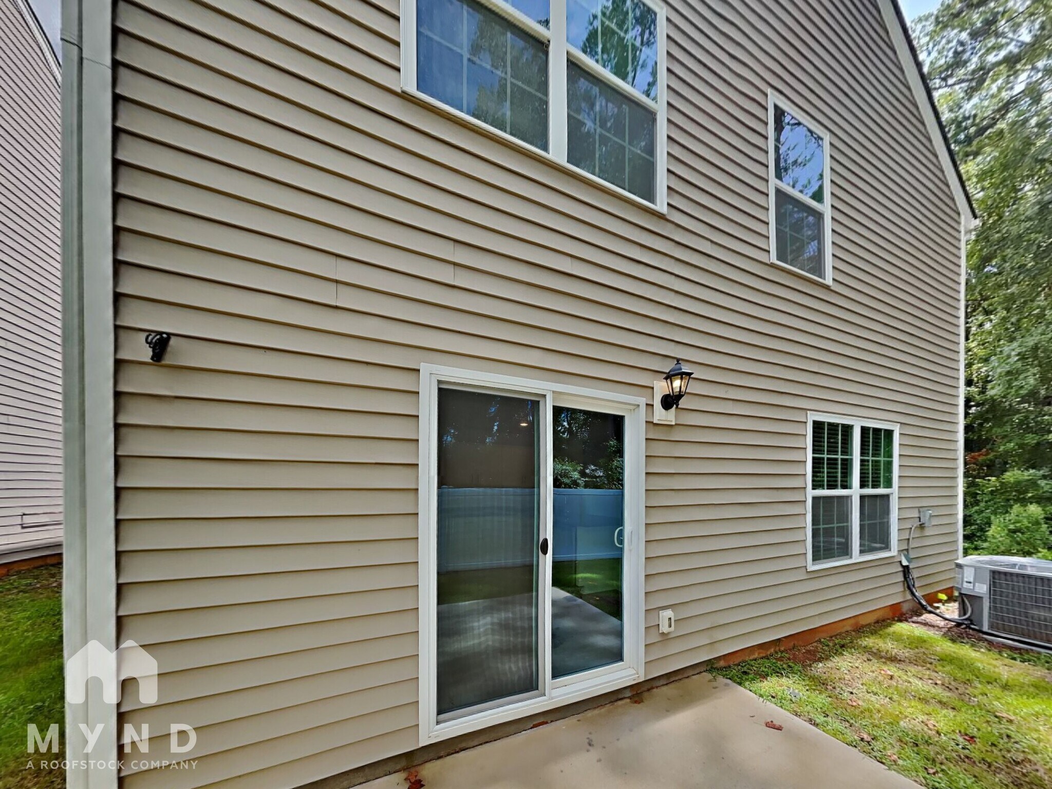 Building Photo - 1052 Jaxson Terry LN