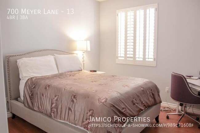 Building Photo - 700 Meyer Ln