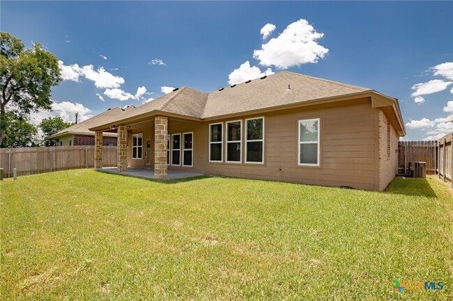 Building Photo - 103 Tiki Ct