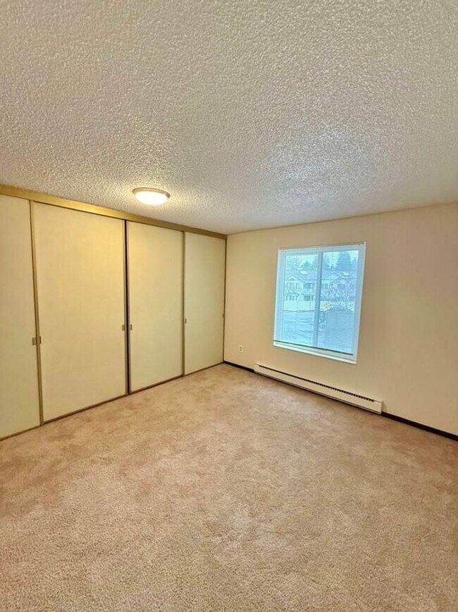 Building Photo - 18524 TM JD GISZ LLC
