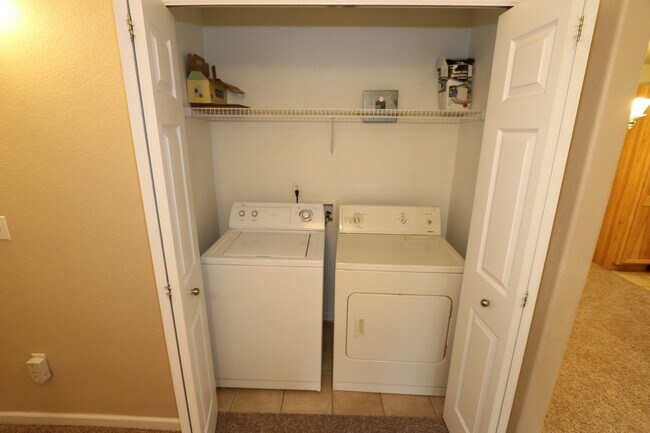 Building Photo - Spacious Top-Floor Condo in Las Casas at Broadmoor Bluffs | 2 Bed / 2 Bath + Garage, Very close t...