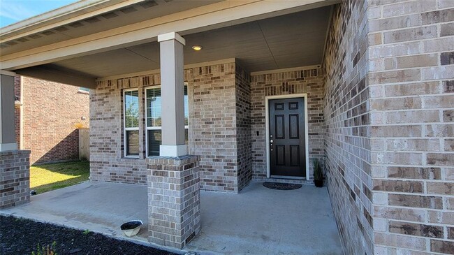 Building Photo - 6028 Pearland Pl