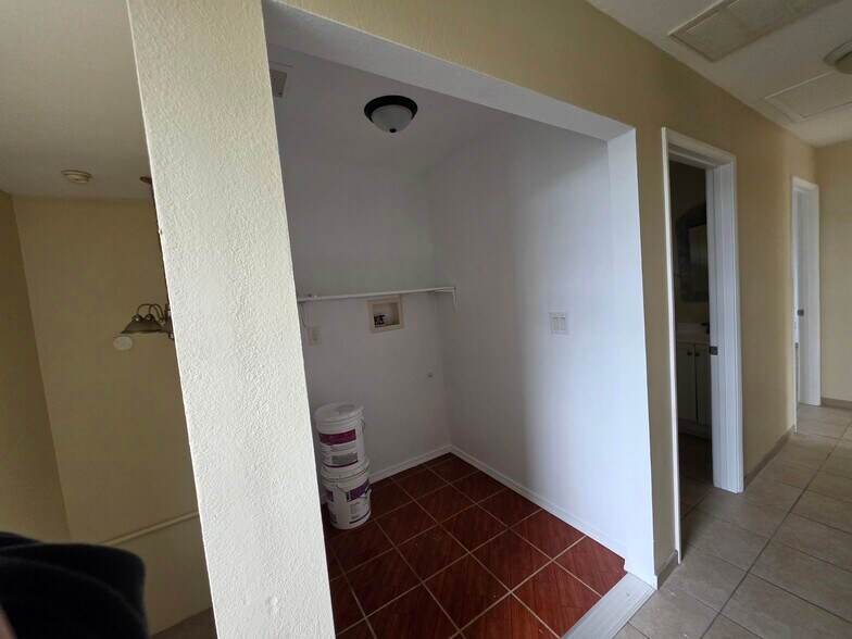 Building Photo - 209 E 119th St