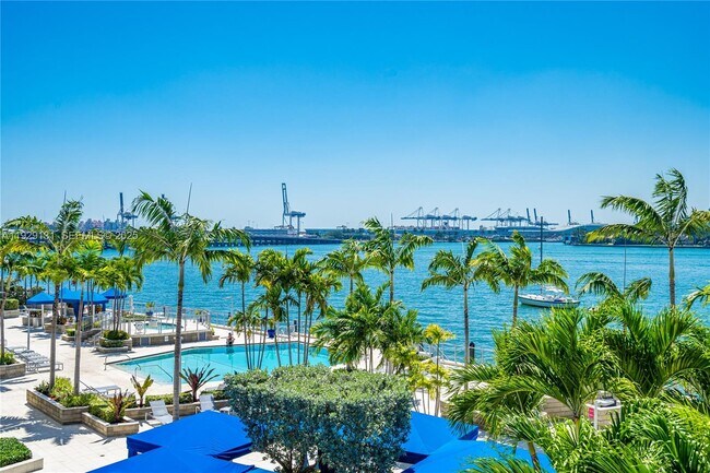 Building Photo - 800 West Ave