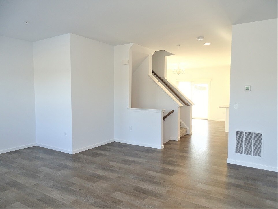 Building Photo - 22 Glenbrook Ct