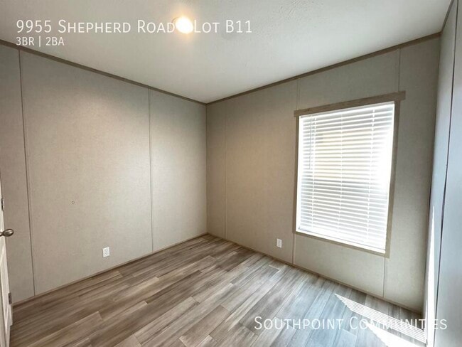 Building Photo - 9955 Shepherd Rd