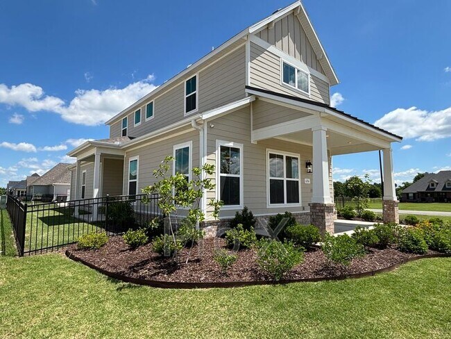 Building Photo - 6704 Autumn Ave