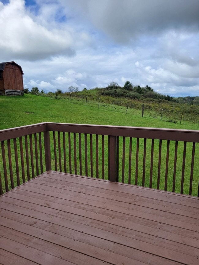 Building Photo - Lovely Home in Christiansburg