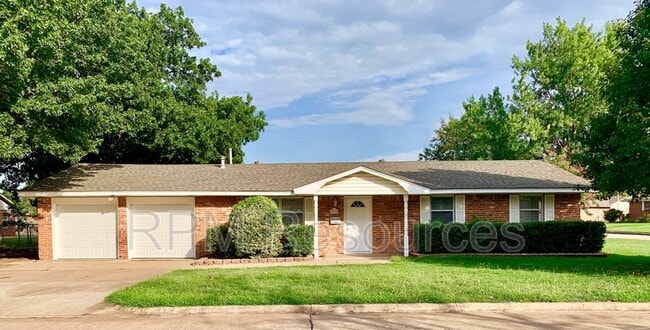 Primary Photo - 2308 Elwood Dr