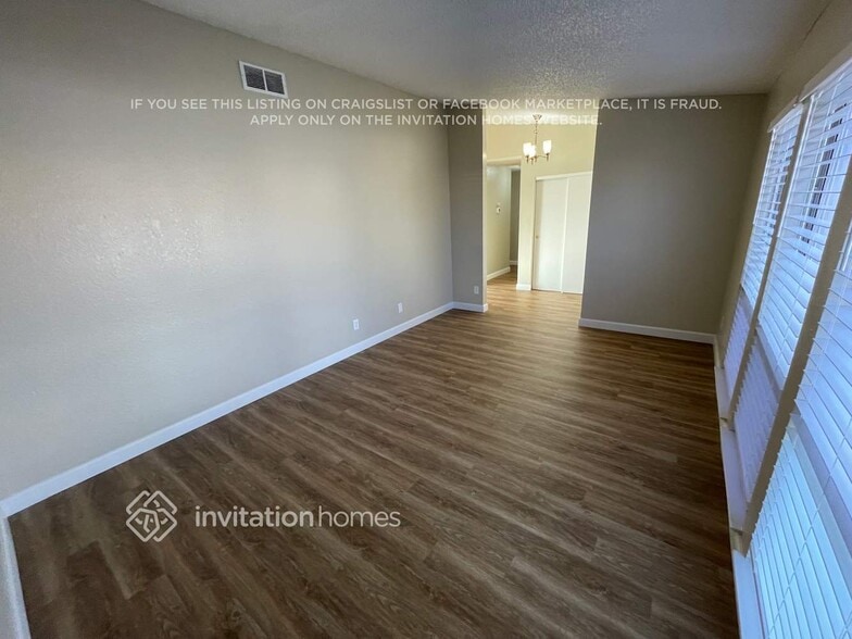 Building Photo - 7840 1st Draw Way