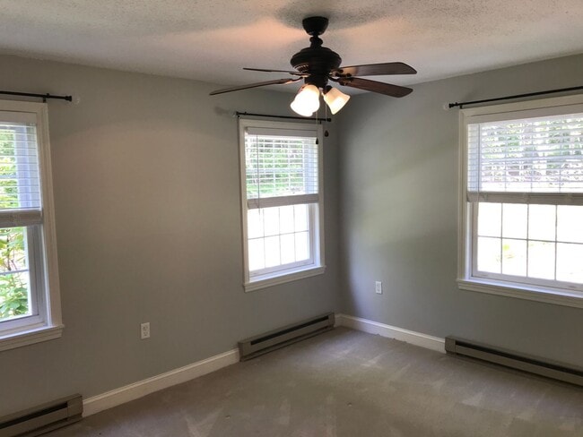 Building Photo - Somerset Condominiums, Freeport:2BR/1BA av...