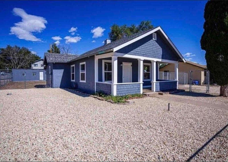 Building Photo - 1901 E 9th St