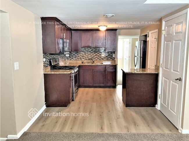 Building Photo - 4949 Paxton Rd