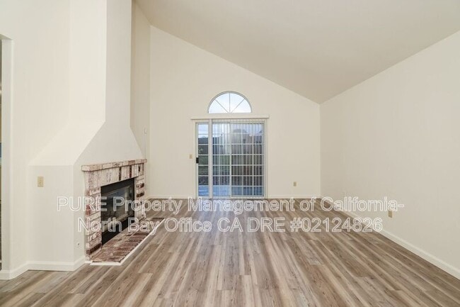 Building Photo - 1190 Exeter Dr