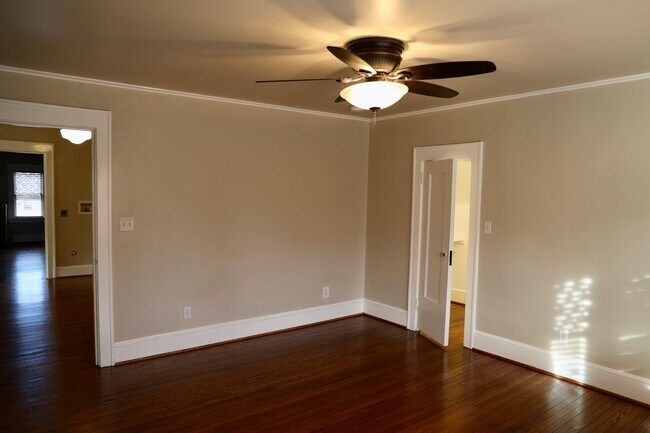 Building Photo - Stunning Historic Estate + In Ground Pool + Private Carriage House + Chef's Kitchen + Two Car Garage