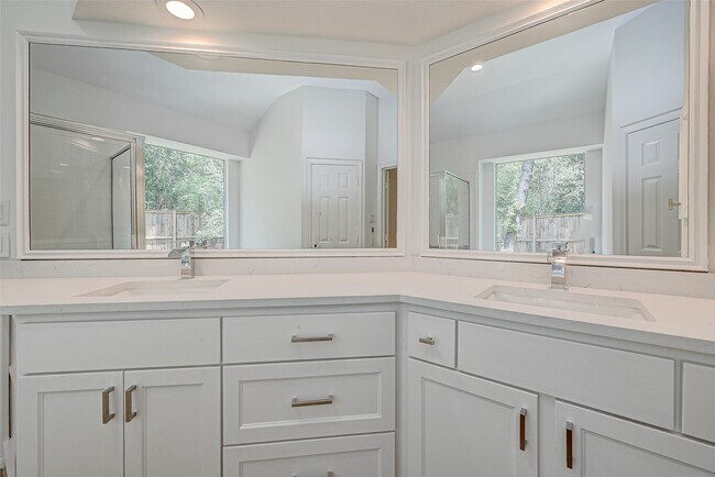 Building Photo - 38 Tethered Vine Pl