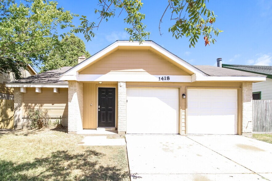Primary Photo - 1418 Hunters Park Dr