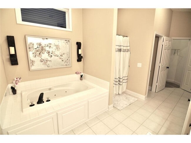 Building Photo - 10413 Spyglass Dr