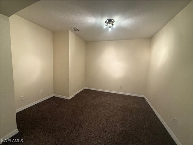 Building Photo - 9602 Roundstone Cir