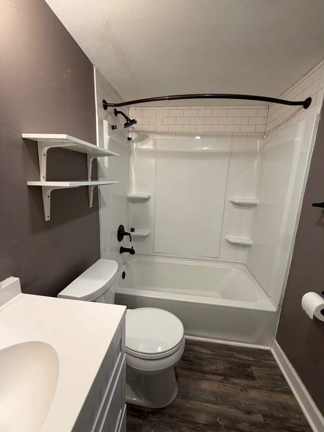 Building Photo - 4000 Gypsy Ln