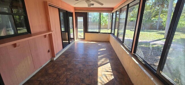 Building Photo - 2395 Alda Ln