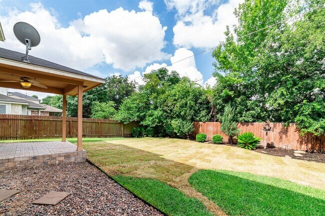 Building Photo - 504 Fort Thomas Pl