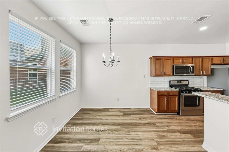 Building Photo - 18702 Walden Glen Cir