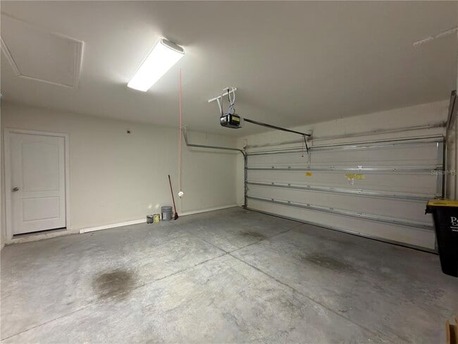 Building Photo - 276 Willow Bend Dr