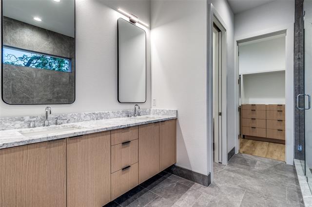 Building Photo - 2315 Hawthorne Ave