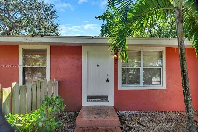 Building Photo - 7166 Southgate Blvd