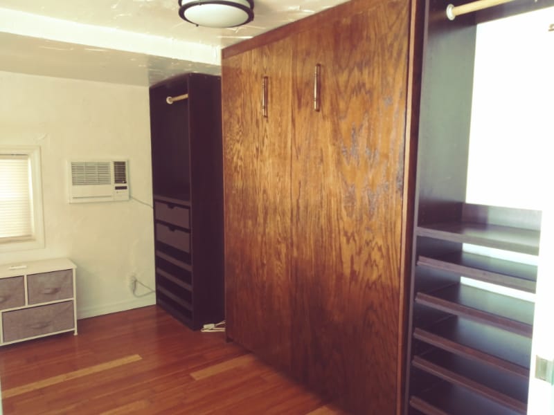 Building Photo - 6800 Maloney Ave