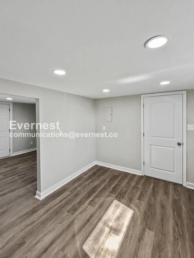 Building Photo - 1006 Turner Rd